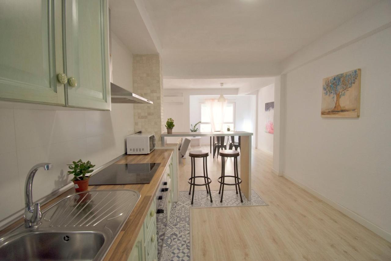 Apartamentos Centro กรานาดา ภายนอก รูปภาพ
