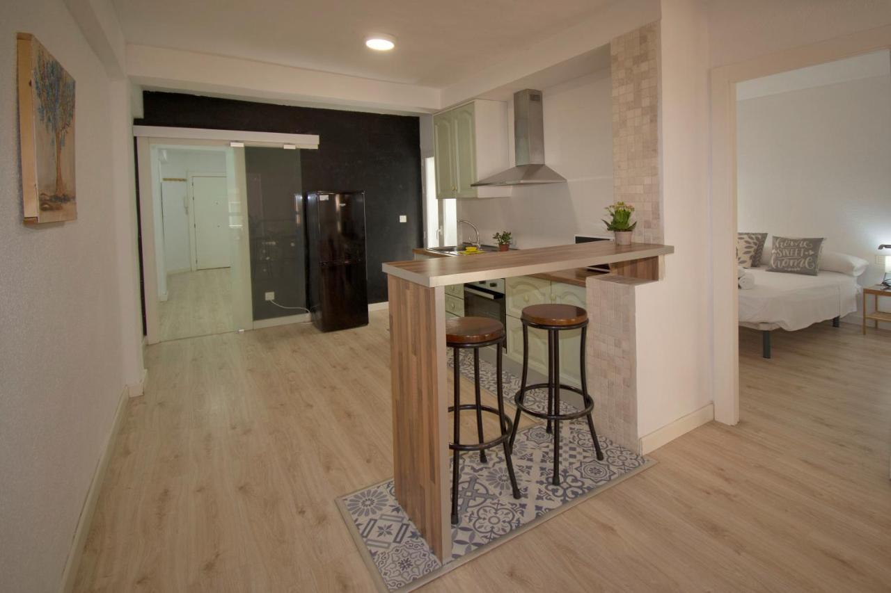 Apartamentos Centro กรานาดา ภายนอก รูปภาพ