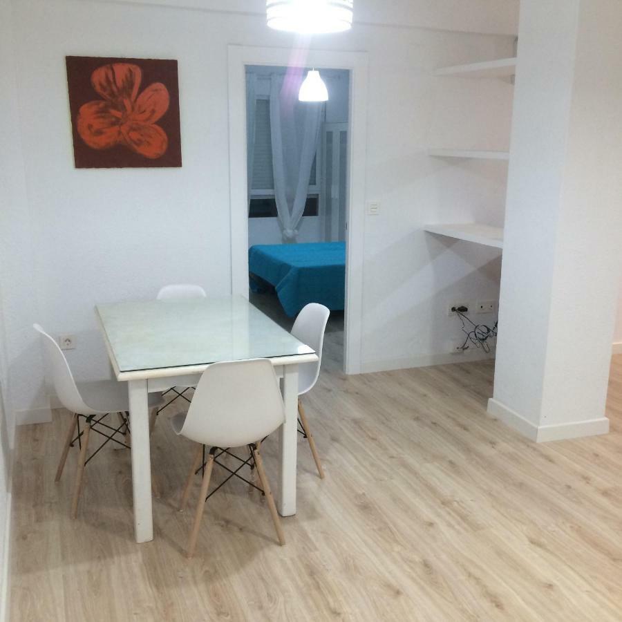 Apartamentos Centro กรานาดา ภายนอก รูปภาพ
